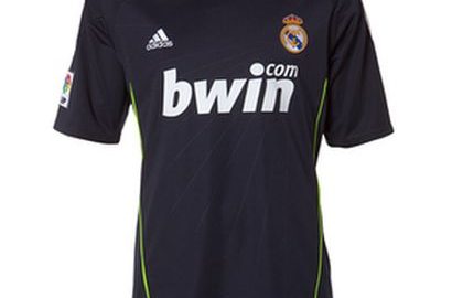 Real Madrid Extérieur 2010 / 2011